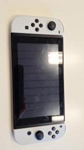 Nintendo_24768